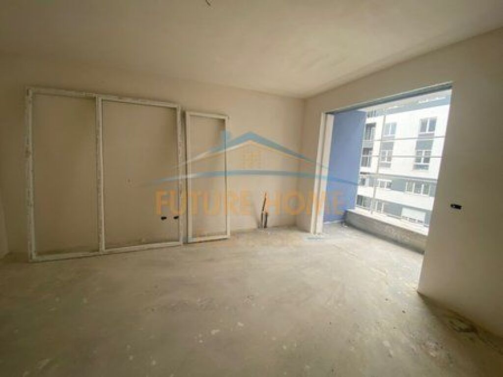 In vendita, Appartamento 2+1+2, Univers City, Tirana.
