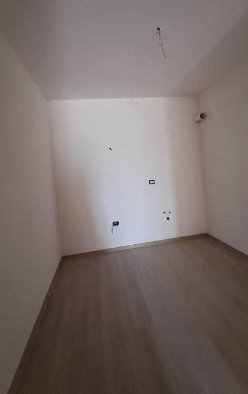 🏡 Vendesi in vendita Appartamento 2+1 – Residenza Turdiu, Campo di Aviazione