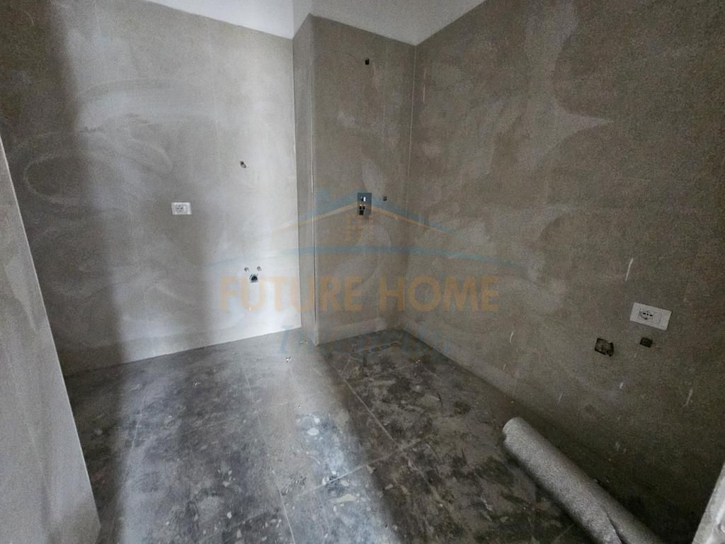 In vendita, Appartamento 2+1+2, Complesso Tirana Entry II, Tirana.