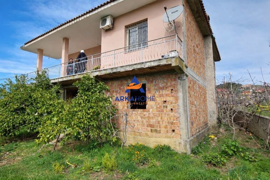 TRUALL + SHTËPI 2 KATËSH NË SHITJE "VORE" 15.500.000 LEKE