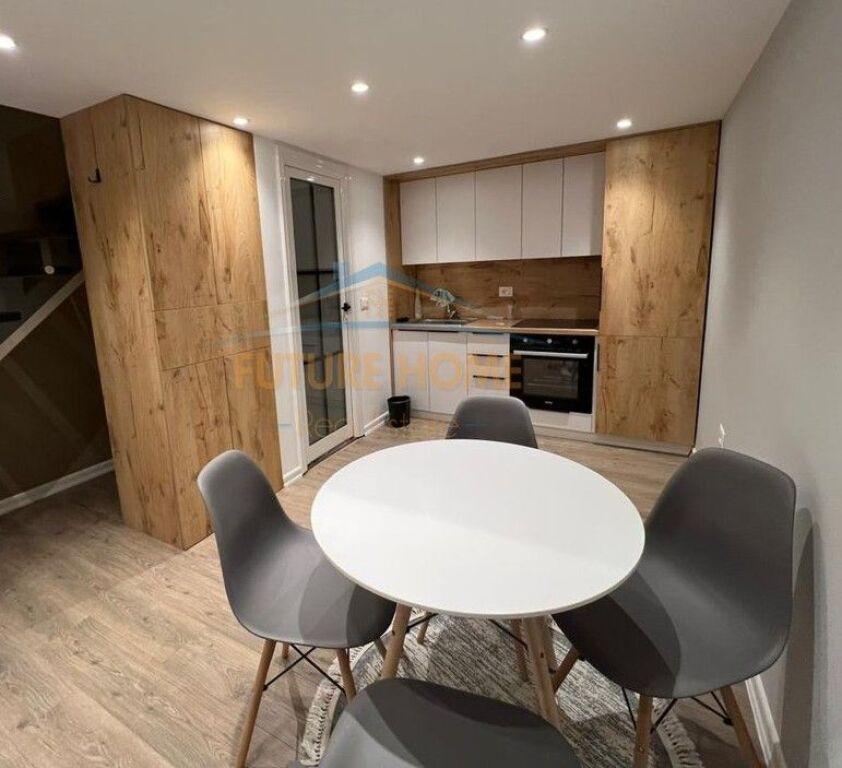 Affitto, Loft, Nuovo Anello, Tirana