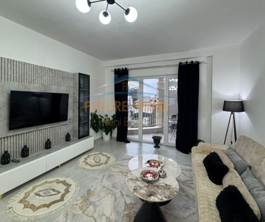 Rent, Apartment 1+1, Zogu i Zi, Tirana