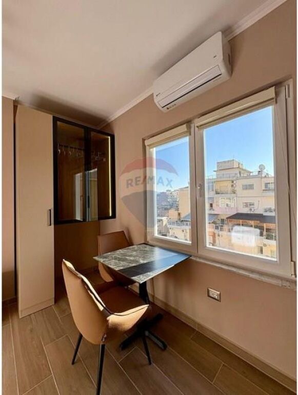2 Studios for sale, Myslym Shyr!