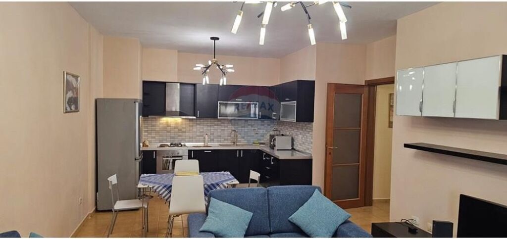 APPARTAMENTO 2+1+2 IN AFFITTO- VIA SALES