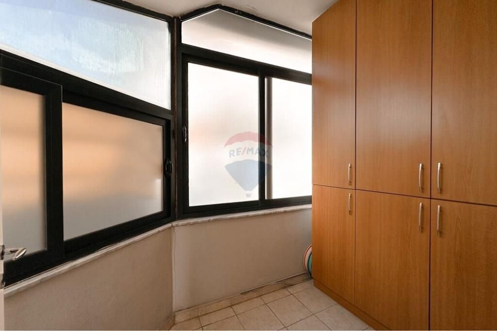 Apartment 2+1 for sale at Dry Lake, Tirana