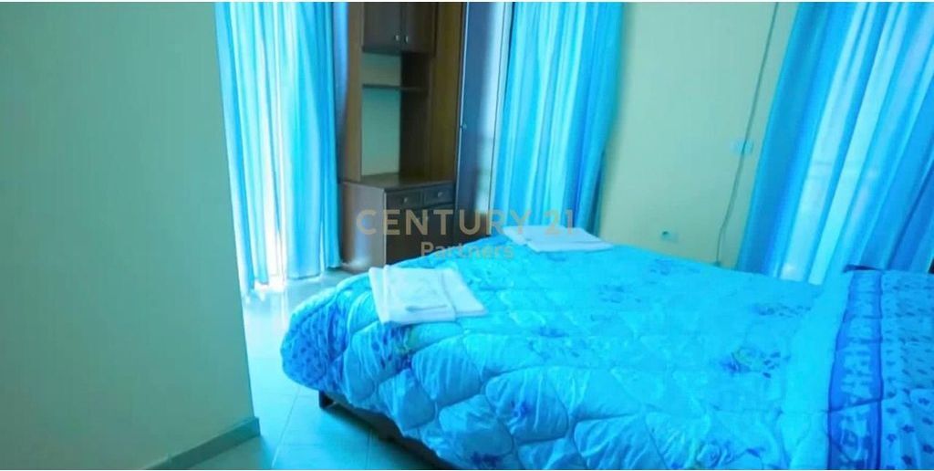ESCLUSIVO - VENDITA HOTEL ALLO SCOGLIO DI KAVAJES, DURRES 1.200.000 €