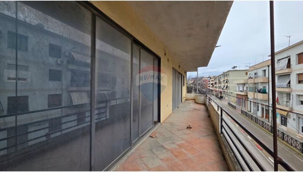 🏡 Villa – In Vendita – Via Ali Demi, Vlora