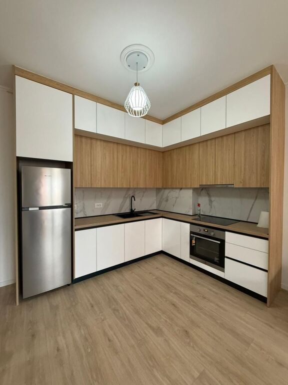 Apartament me qera 2+1+ballkon