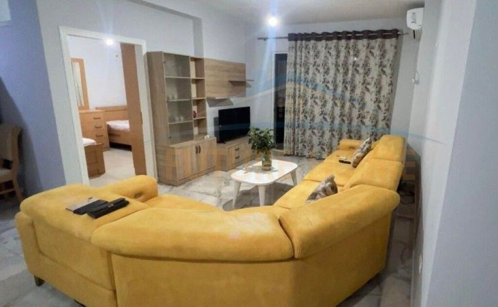 Qera, Apartament 3+1, Unaza e Re.