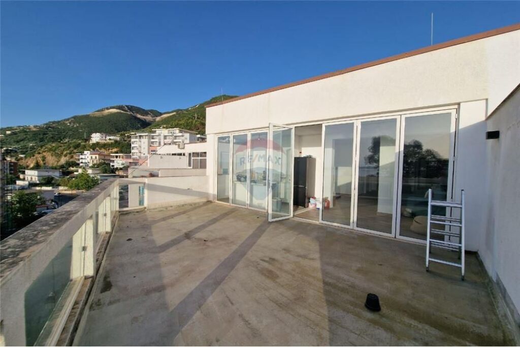 🏖️ Penthouse – Për Shitje | Lungo Mare, Vlorë