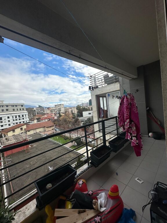 Qera ,Apartament 1+1 Rruga Frosina Plaku