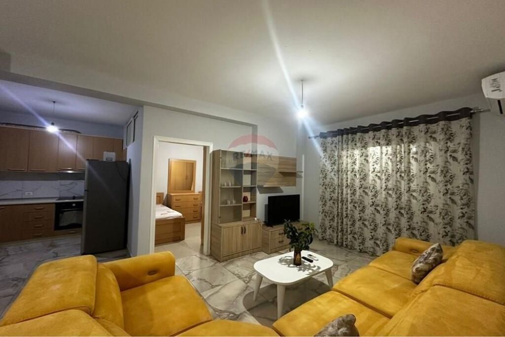 Apartament 3+1 me Depo në Astir