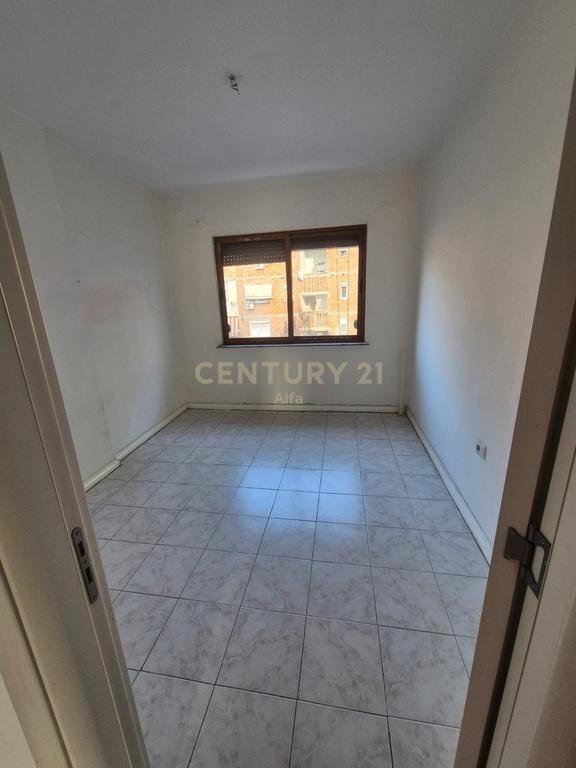 Apartament 2+1 per shitje tek Myslym Shyri