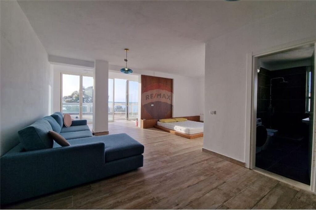 🏖️ Penthouse – Për Shitje | Lungo Mare, Vlorë