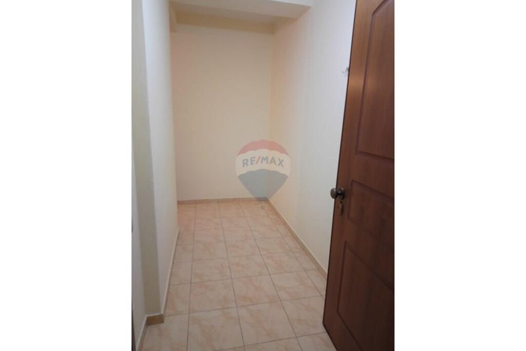 🏡 Apartment 1+1 for Sale – Gjergj Kastrioti Street, Vlorë