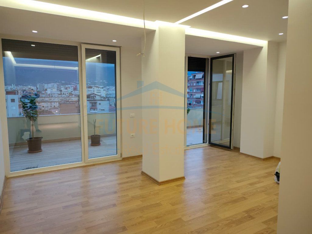 Qera, Apartament 3+1+2, Selvia