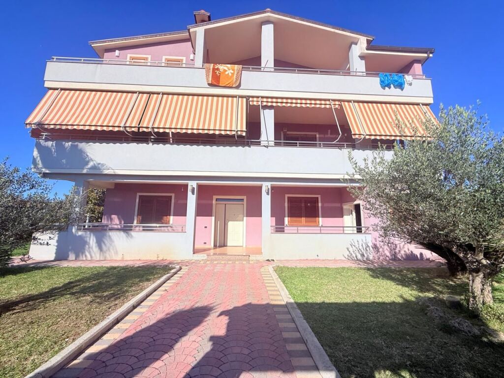 SHITET VILE 3 KATE MANEZ DURRES