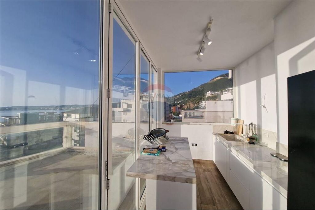 🏖️ Penthouse – Për Shitje | Lungo Mare, Vlorë
