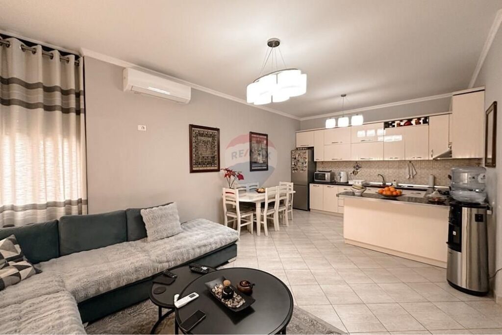 Apartment 2+1 for sale at Dry Lake, Tirana