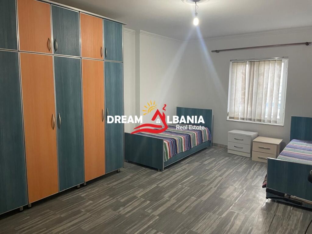 Apartamente 2+1 me qera ne zonen Laprakes afer Hotel Relax ne Tirane (ID 42215488 )