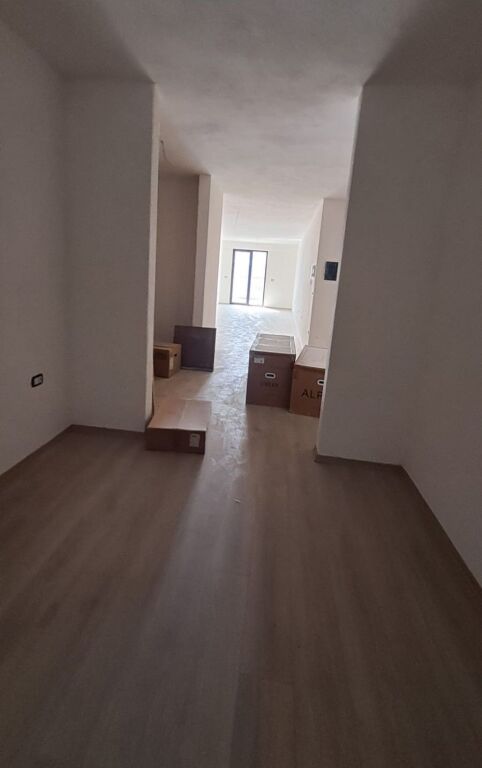 🏡 Vendesi in vendita Appartamento 2+1 – Residenza Turdiu, Campo di Aviazione