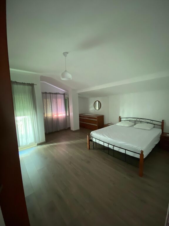 📌Apartment 1+1 for Rent on Durrës Street!