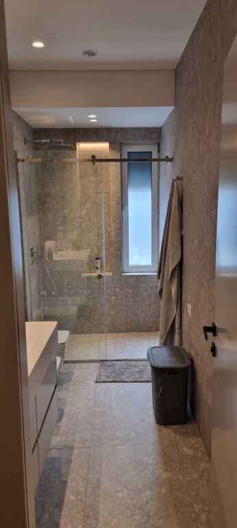 APARTAMENT ME QERA 1+1 KODRA E DIELLIT 800 EURO