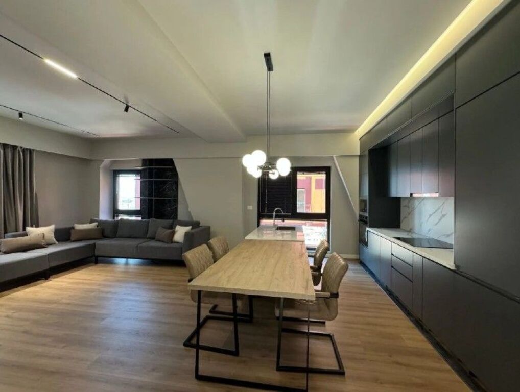 📌Shitet Apartament 2+1 tek Tirana Garden Building