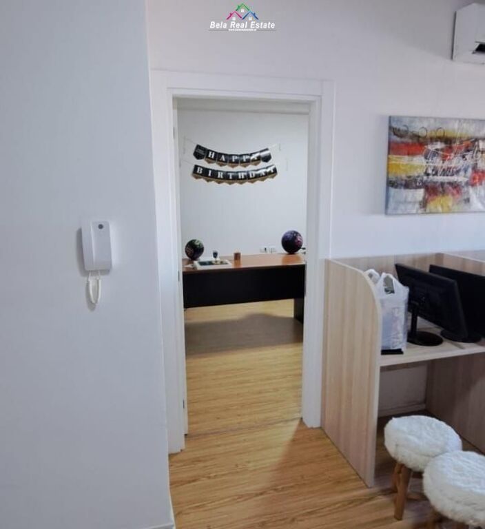 Apartament Me Qera 1+1 Prane Harry Fultz ( ID B211425) Tirane