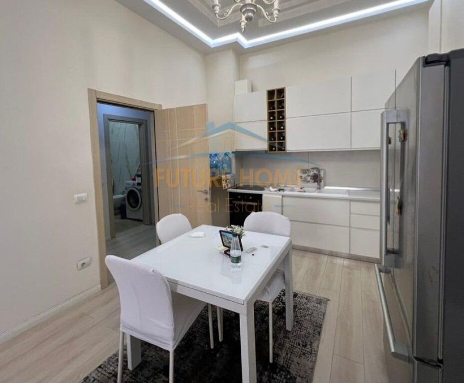 Rent, Apartment 2+1, Golden Park Complex, Tirana.