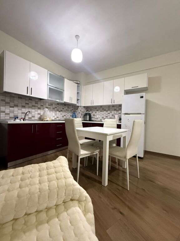 Affittasi Appartamento 2+1+ 2 Balconi – Astir !