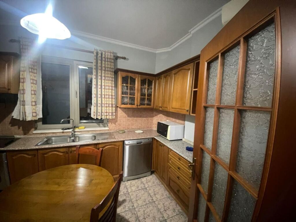 Vile me qera 2+1 tek Ish Tregu Elektrik (ID BV22465) Tirane