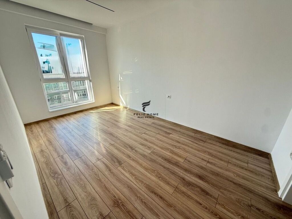ZYRE ME QERA 110 M2 KOMUNA E PARISIT 900 EURO