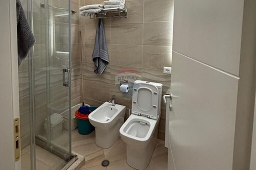 IN VENDITA, APPARTAMENTO 2+1+2+VERANDA, FRESK, TIRANA.