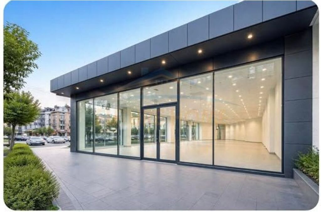 Rent, Business Premises, Durres Road.!!