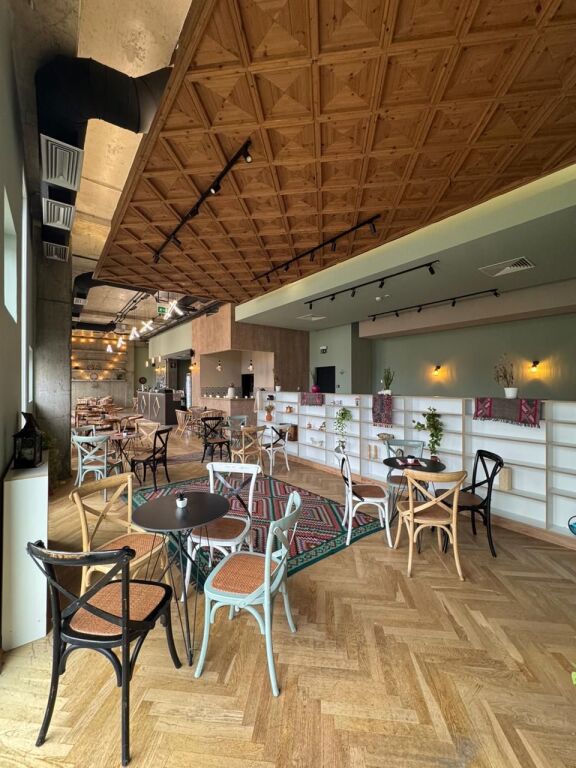 VENDESI BAR CAFFÈ IN VENDITA