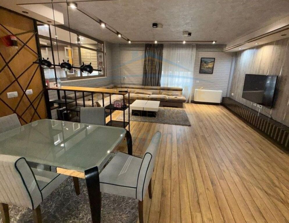 Qera, Apartament 3+1+2, Myslym Shyri, Tiranë.!!