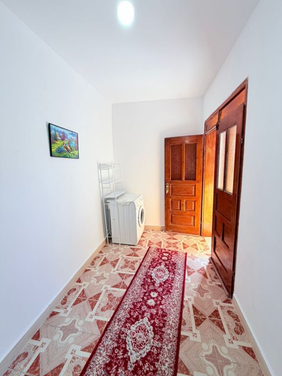 JEPET ME QERA SHTEPI PRIVATE 1+1 ME OBORR ISH KENETA, DURRES