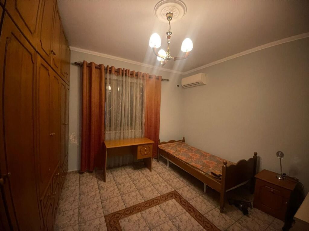 Vile me qera 2+1 tek Ish Tregu Elektrik (ID BV22465) Tirane
