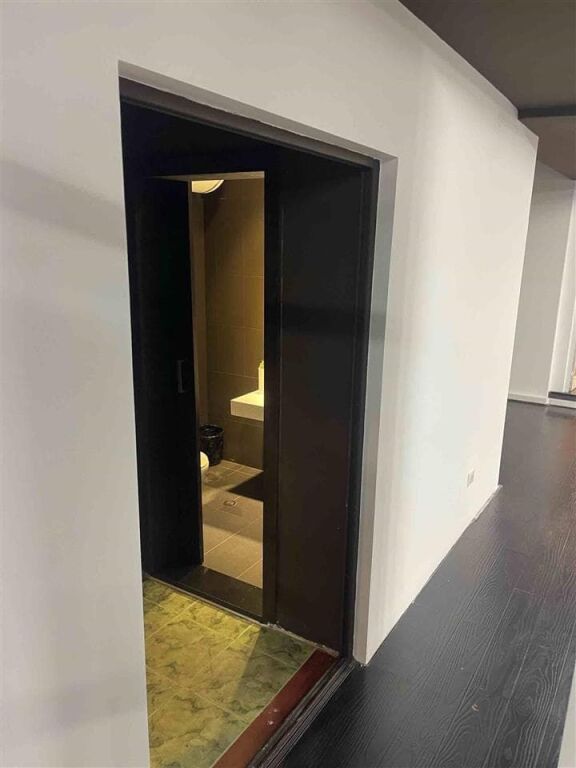 Office for Rent at Willsoni Square (ID BZ2532) Tirana​
