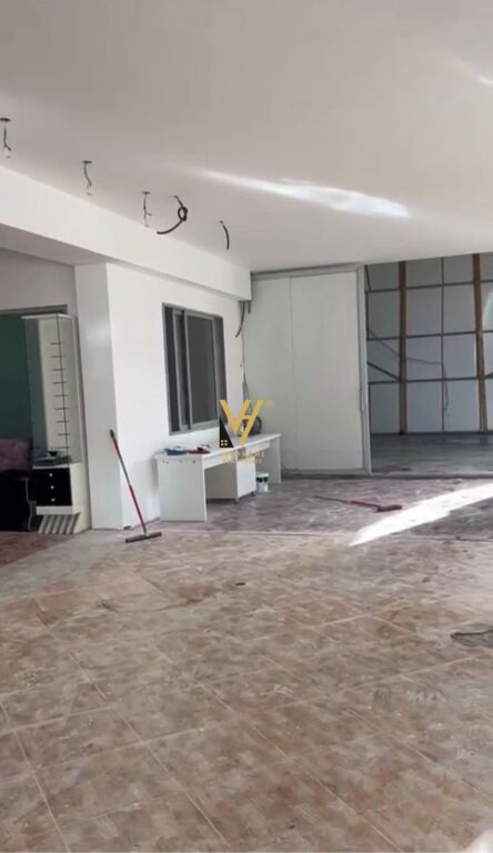 BUSINESS PREMISES FOR RENT 800 M2 AT AUT.TR-DR 400,000 LEKE