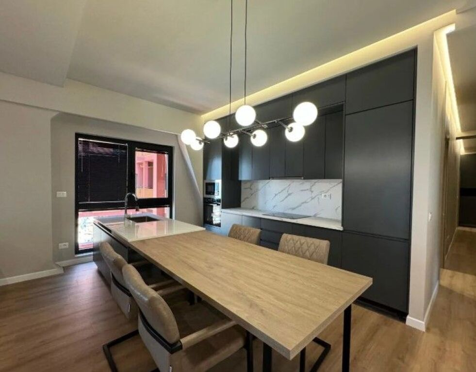 📌Shitet Apartament 2+1 tek Tirana Garden Building