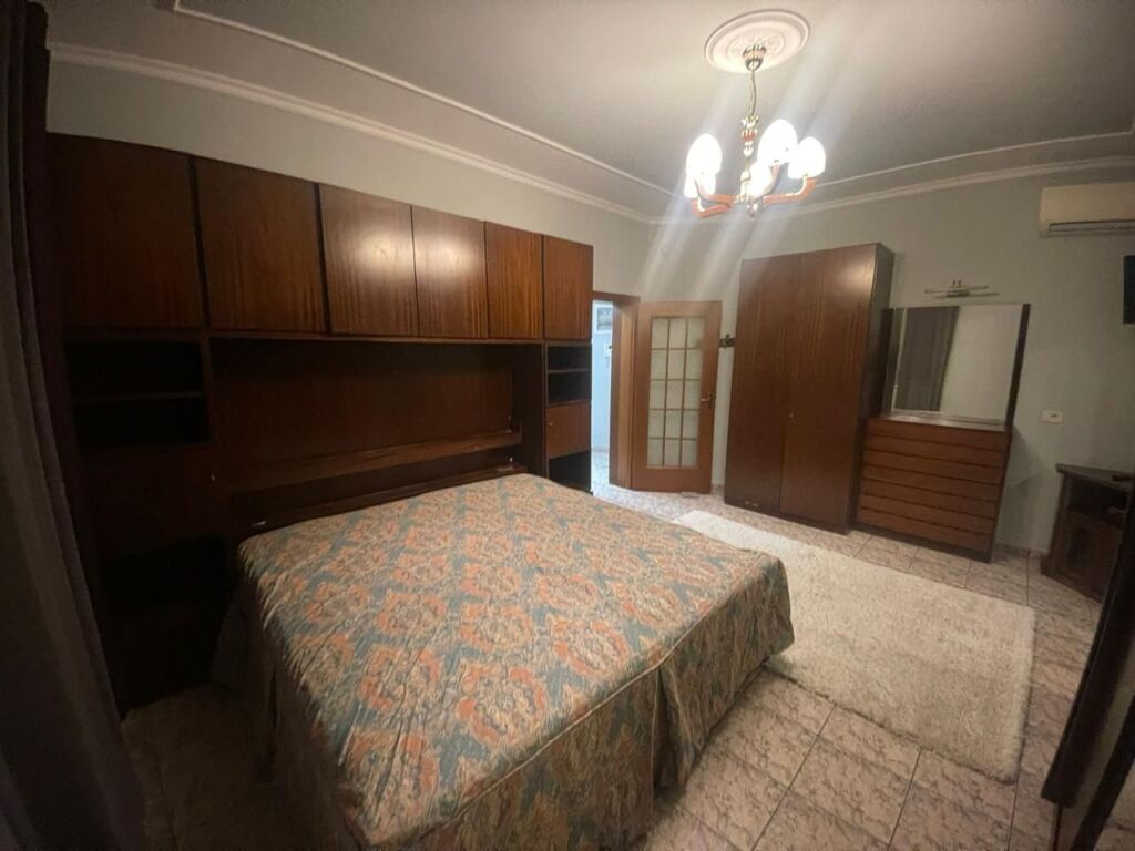 Vile me qera 2+1 tek Ish Tregu Elektrik (ID BV22465) Tirane