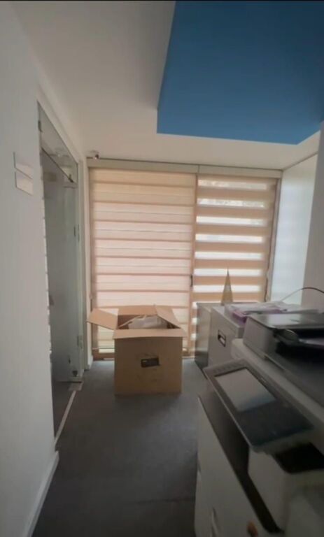 ZYRE ME QERA 160 M2 MYSLYM SHYRI 1.400 EURO