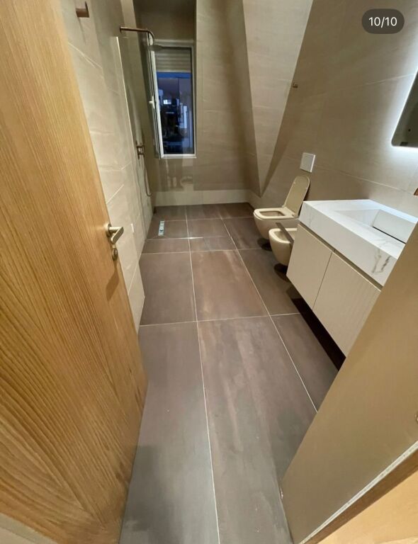 📍 TEG, Residence abitativo affittiamo 2+1+2 con garage
