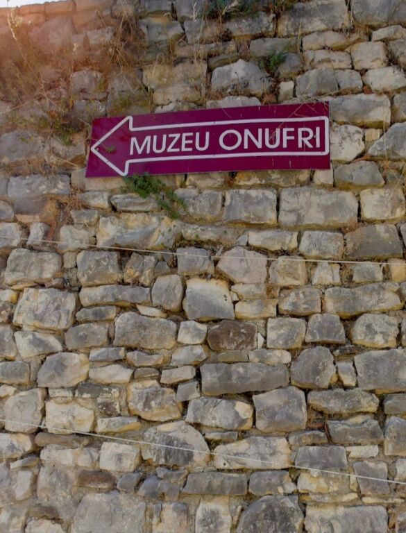 VENDESI IN VENDITA/AFFITTO A "KALA", BERAT