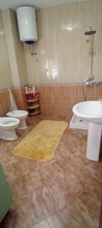 OCCASION! Near Vizion Plus, in Don Bosko a Super Apartment 2+1 is for rent.