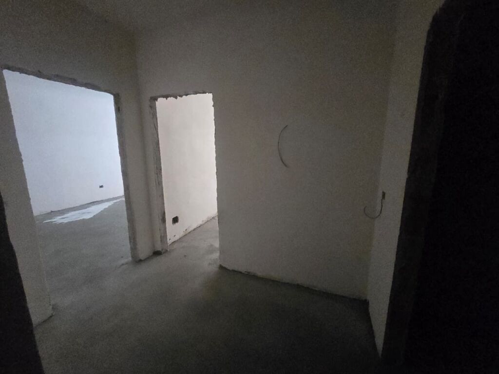 Appartamento 1+1 in Vendita a Paskuqan, Vicino alla Grande Circonvallazione