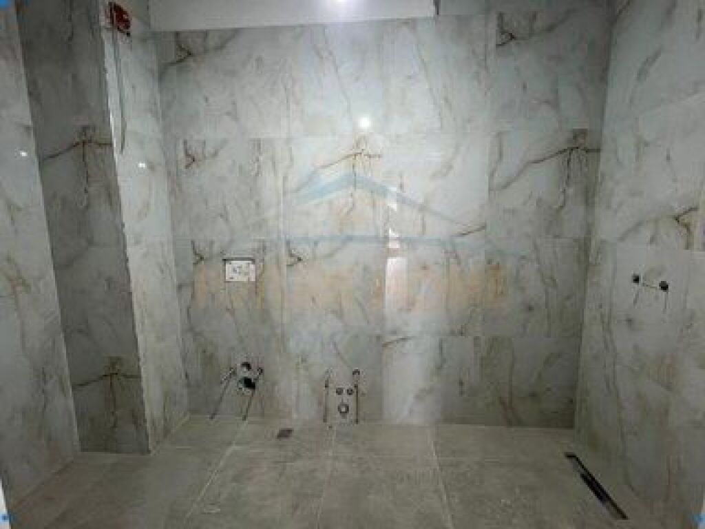 In vendita, Appartamento 2+1, Porcelan, Tirana.