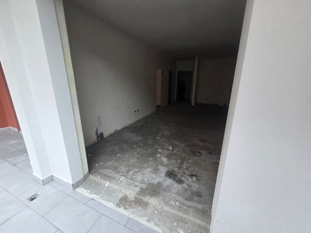 Appartamento 1+1 in Vendita a Paskuqan, Vicino al Grande Anello